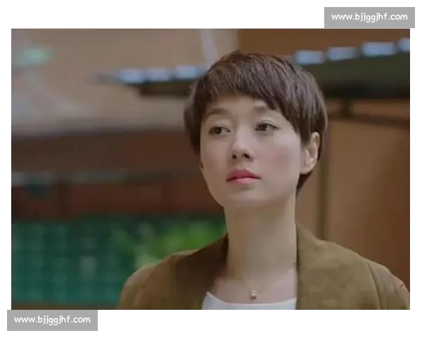 透过我的前半生剧情全景解读都市情感蜕变与成长之旅程深度展现心路